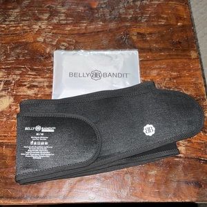 Belly bandit, black belly band, size medium, only worn twice, comes w heatpack